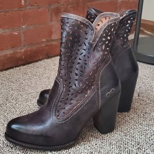 Bed Stu Irma Graphite Booties Size 9.5